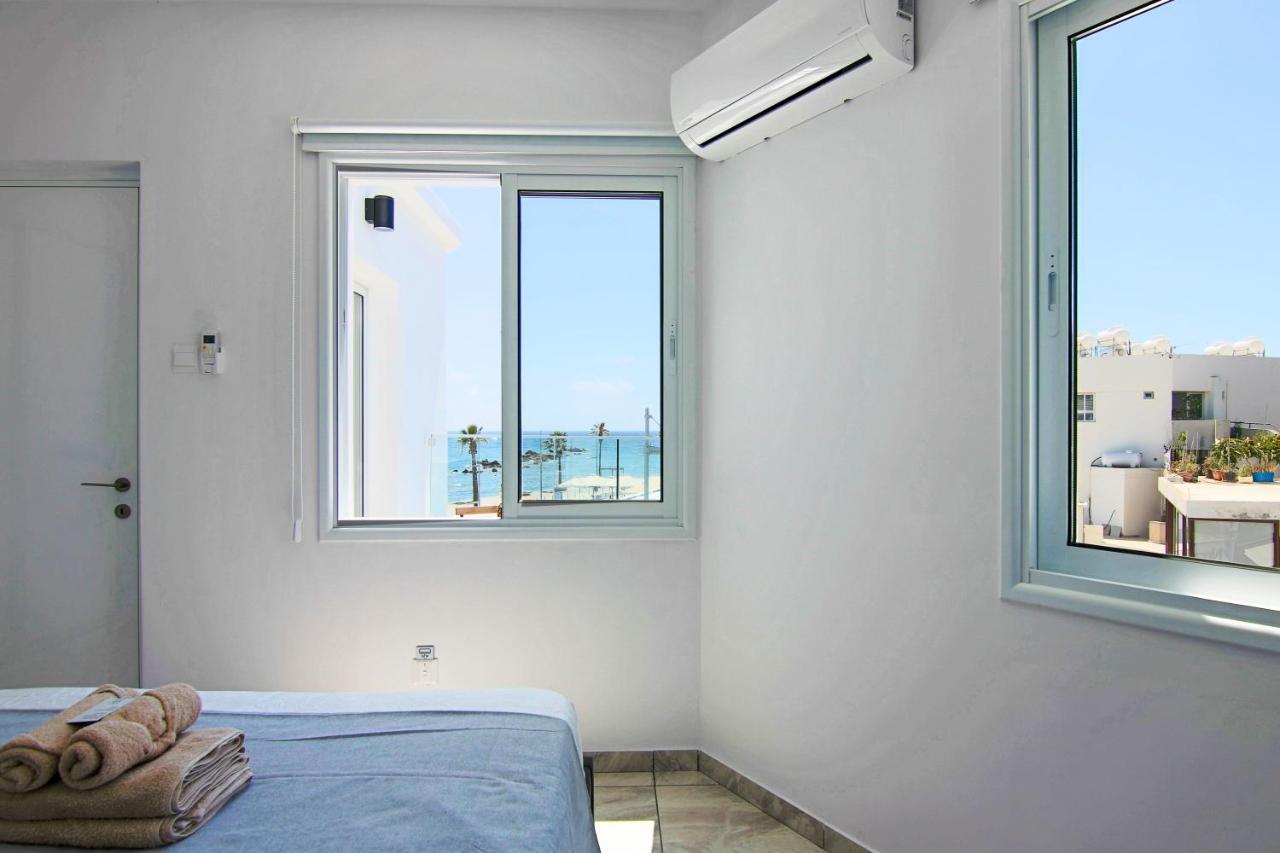 Phaedrus Living: Seaside Luxury Flat Lighthouse 74 Apartment Paphos ภายนอก รูปภาพ